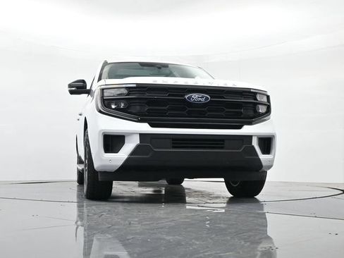 Certified 2025 Ford Expedition Max Active AWD/4WD image 39