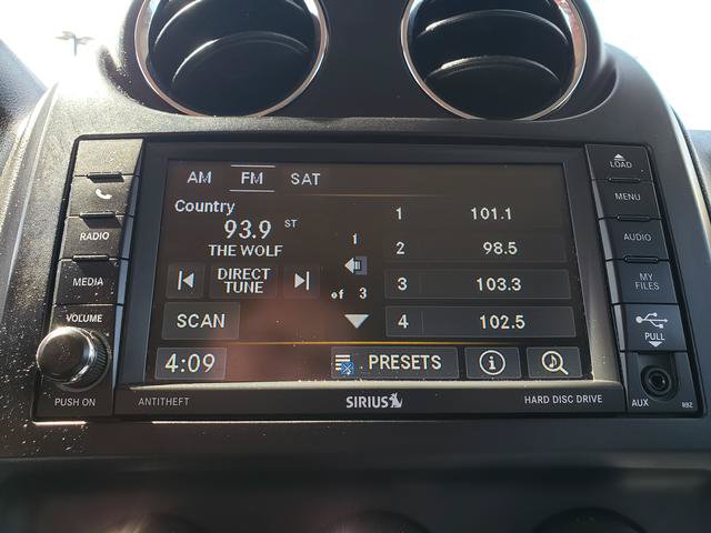 Used 2015 Jeep Patriot Latitude AWD/4WD image 24
