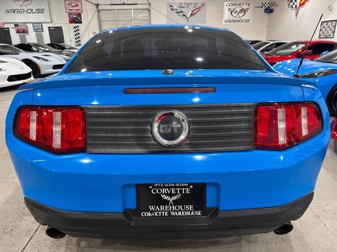 Used 2010 Ford Mustang GT RWD image 4