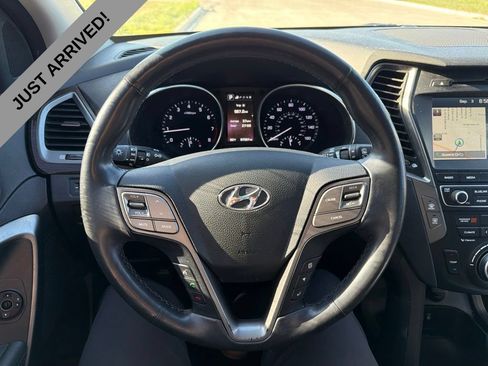 Used 2017 Hyundai Santa Fe Sport FWD image 13