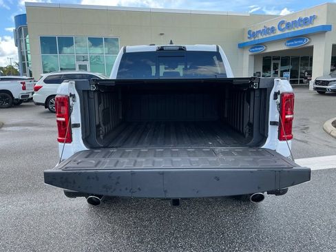Used 2025 RAM 1500 Limited AWD/4WD image 59
