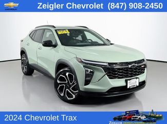 Used 2024 Chevrolet Trax RS w/ Driver Confidence Package FWD video 1