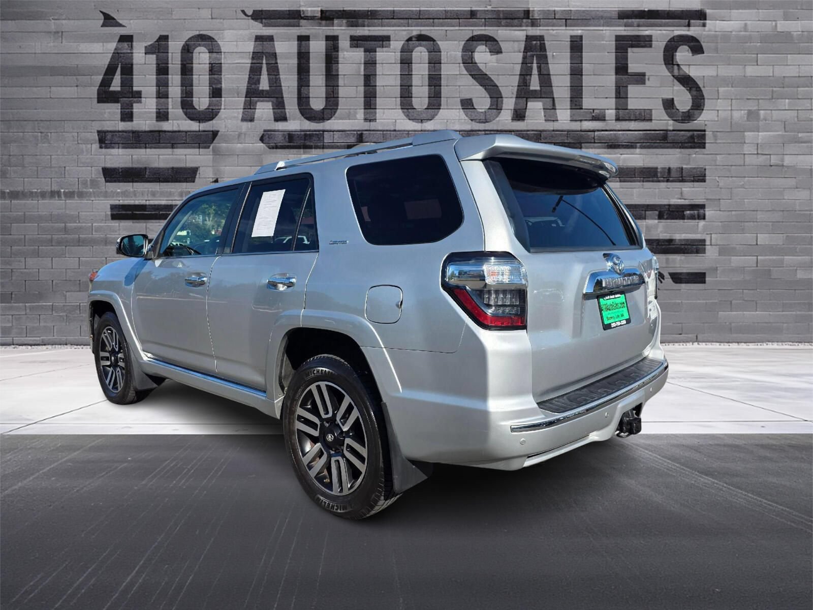 Used 2014 Toyota 4Runner Limited AWD/4WD image 8