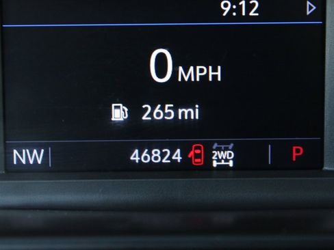 Used 2020 Chevrolet Silverado 1500 RST w/ All-Star Edition image 23