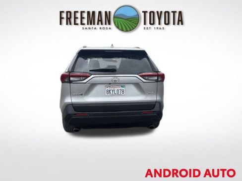 Used 2019 Toyota RAV4 XLE w/ Carpet Mat Package FWD image 6