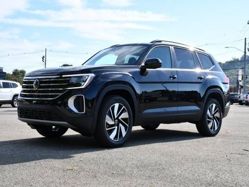 New 2026 Volkswagen Atlas SE image 3