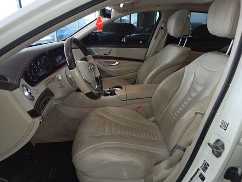 Used 2019 Mercedes-Benz S 560 Sedan image 15