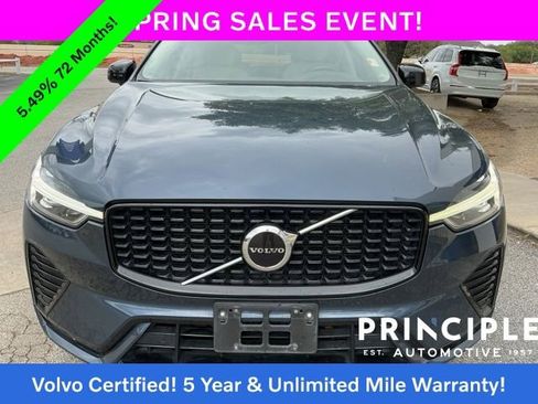 Certified 2024 Volvo XC60 B5 Core AWD/4WD image 3