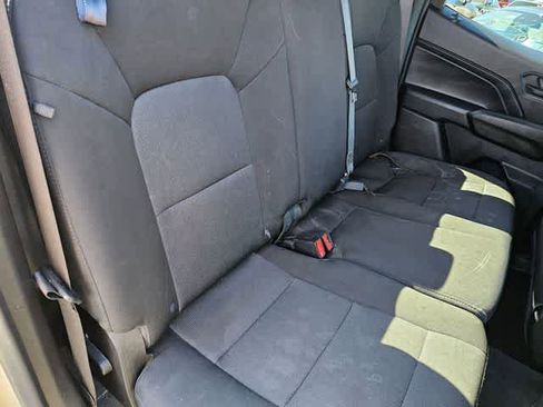 Used 2024 Chevrolet Colorado W/T image 20