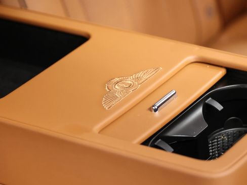 Used 2015 Bentley Flying Spur V8 image 52