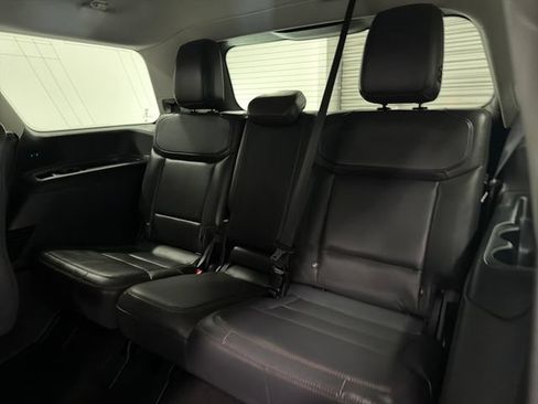 Used 2025 Ford Expedition Active AWD/4WD image 13