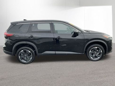 Certified 2024 Nissan Rogue SV image 33