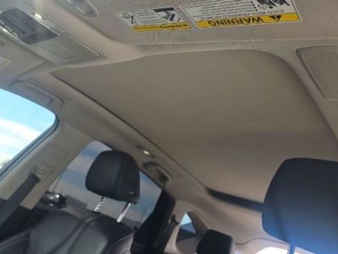 Used 2021 Acura RDX AWD w/ Technology Package image 9