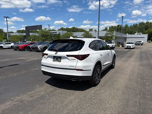 Used 2023 Acura MDX A-Spec AWD/4WD image 34