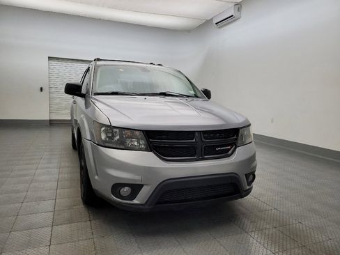 Used 2019 Dodge Journey SE w/ Connectivity Group image 14