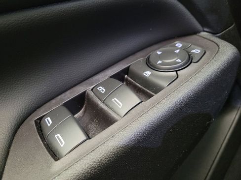 Used 2022 Chevrolet Equinox LT FWD image 27