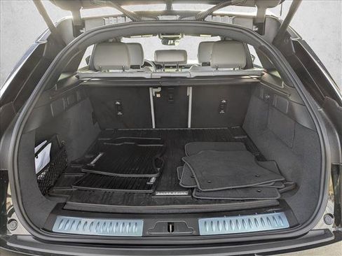 Used 2026 Land Rover Range Rover Velar S image 6