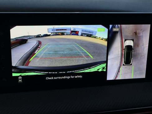 New 2025 Nissan Kicks SR image 16