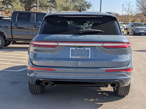 Used 2023 Lincoln Corsair Reserve w/ Jet Appearance Package image 4