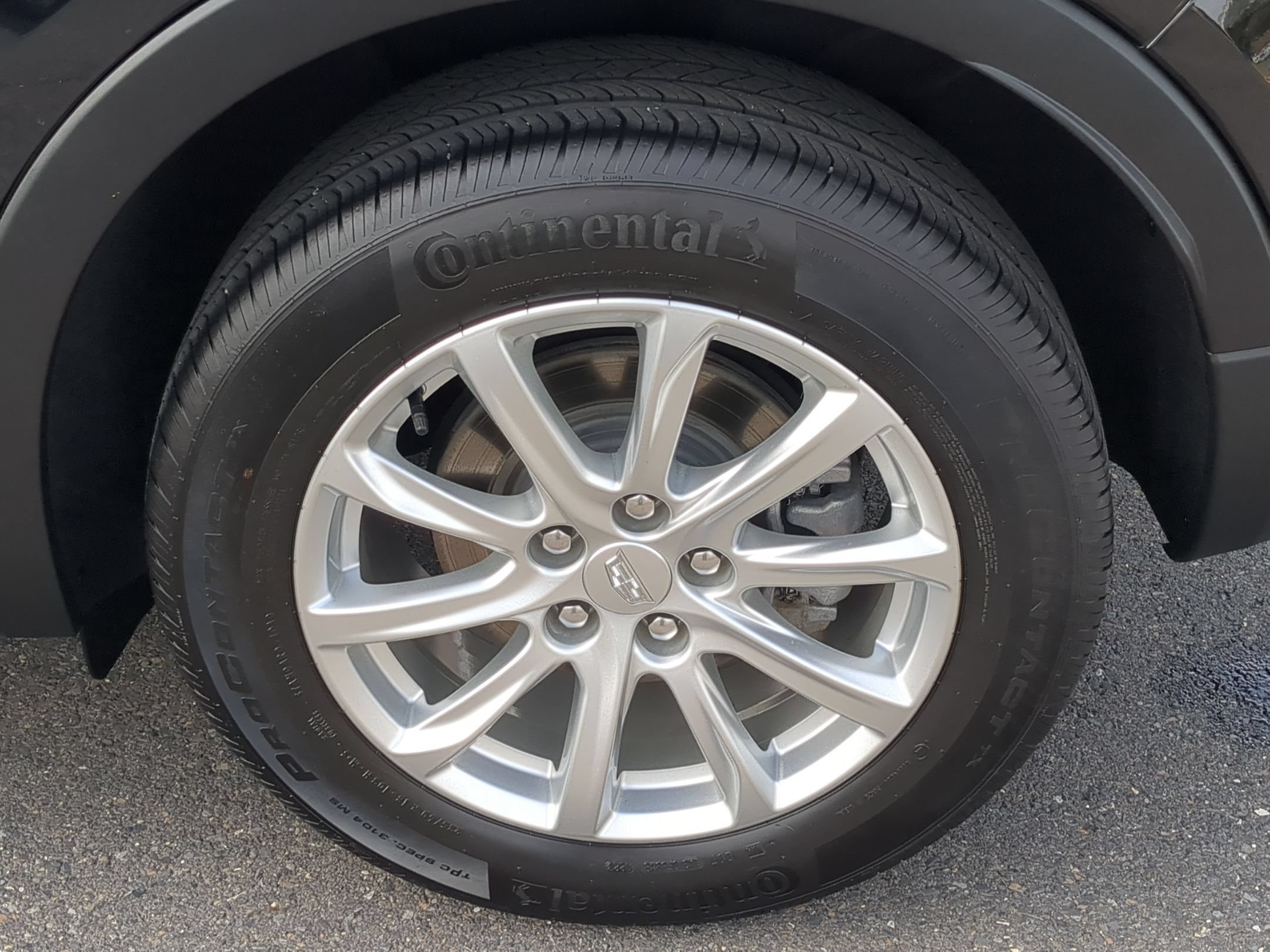 Certified 2023 Cadillac XT4 Luxury w/ Cold Weather Package FWD image 30