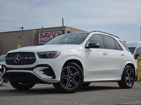 Used 2025 Mercedes-Benz GLE 350 4MATIC image 2