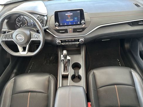 Used 2022 Nissan Altima 2.5 SR image 17