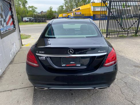 Used 2015 Mercedes-Benz C 300 4MATIC Sedan image 7