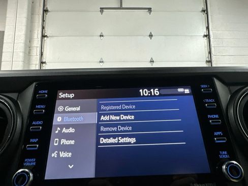 Used 2023 Toyota Tacoma TRD Sport w/ Technology Package AWD/4WD image 29