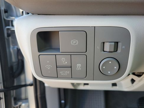 New 2025 Hyundai Ioniq 6 SEL image 16