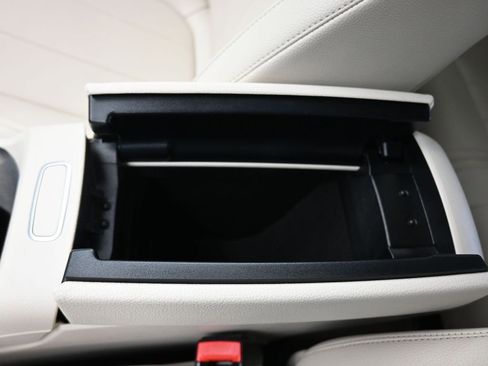 Used 2021 Mercedes-Benz GLA 250 4MATIC image 27