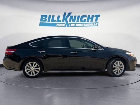 Used 2014 Toyota Avalon XLE Premium FWD image 6