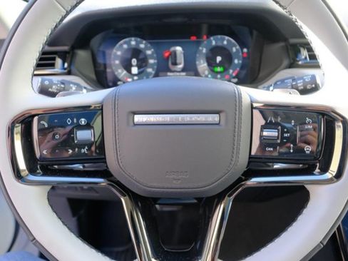 Used 2025 Land Rover Range Rover Velar Dynamic SE AWD/4WD image 25