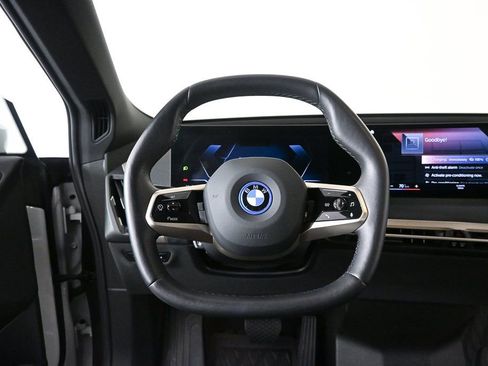 Used 2022 BMW iX xDrive50 w/ Sport Package image 2