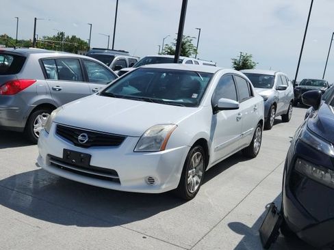 Used 2011 Nissan Sentra 2.0 S FWD image 1