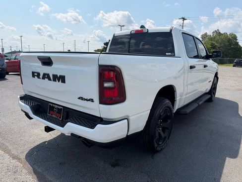 Used 2026 RAM 1500 Express AWD/4WD image 33
