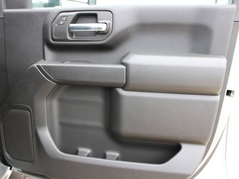 New 2026 Chevrolet Silverado 2500 Custom w/ Custom Convenience Package image 33