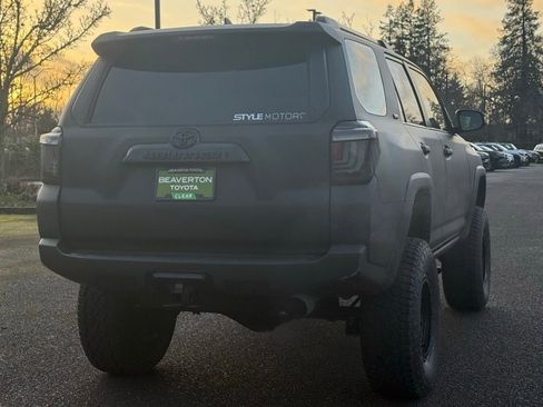 Used 2024 Toyota 4Runner SR5 image 5