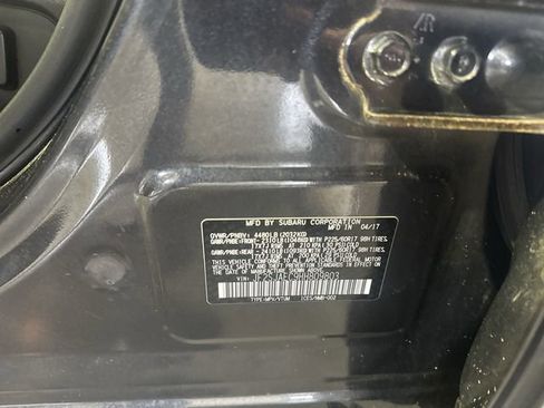 Used 2017 Subaru Forester 2.5i Premium w/ All-Weather Package image 30