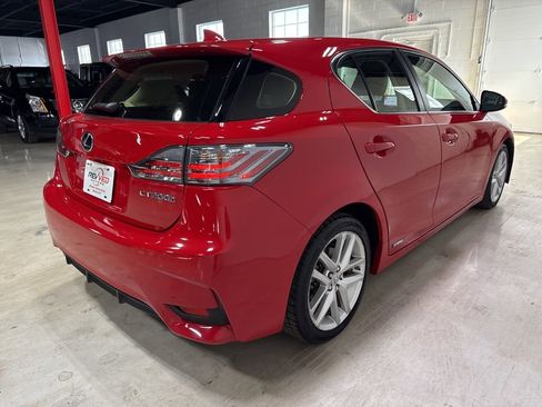 Used 2017 Lexus CT 200h w/ Navigation System Package image 7