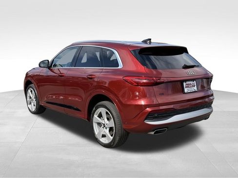 Used 2025 Audi Q5 Premium w/ Premium Plus AWD/4WD image 5