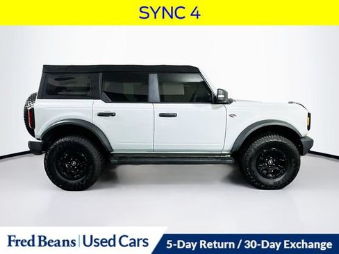 Certified 2022 Ford Bronco Wildtrak AWD/4WD image 10