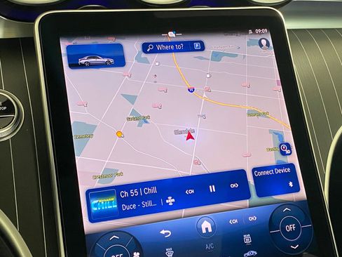 Used 2025 Mercedes-Benz C 300 4MATIC Sedan image 25