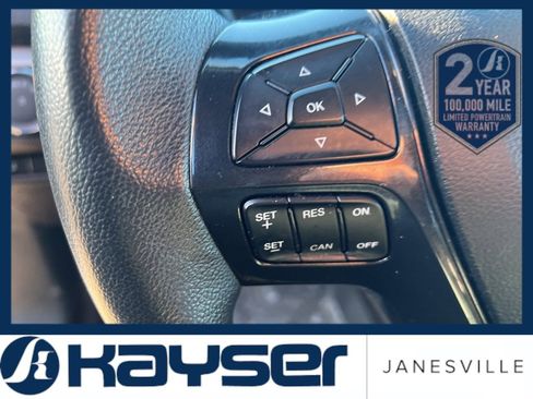 Used 2018 Ford Explorer XLT w/ Equipment Group 202A image 16