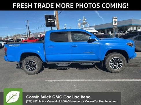 Used 2021 Toyota Tacoma TRD Sport w/ Technology Package image 5