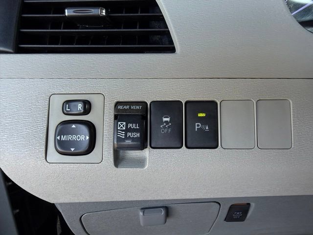 Used 2014 Toyota Sienna XLE FWD image 26