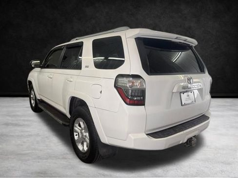 Used 2014 Toyota 4Runner SR5 image 10