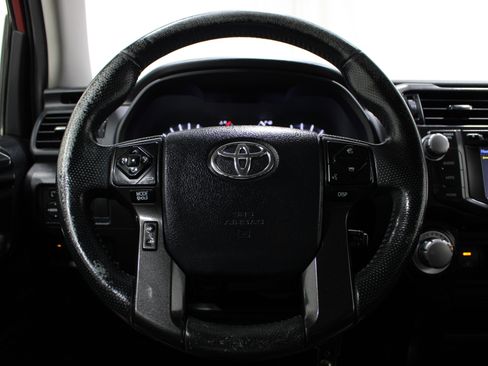 Used 2016 Toyota 4Runner Trail Premium AWD/4WD image 10