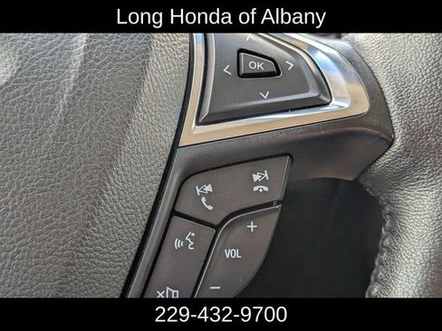 Used 2020 Ford Edge Titanium AWD/4WD image 27