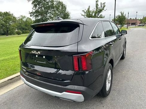 New 2026 Kia Sorento LX FWD image 20