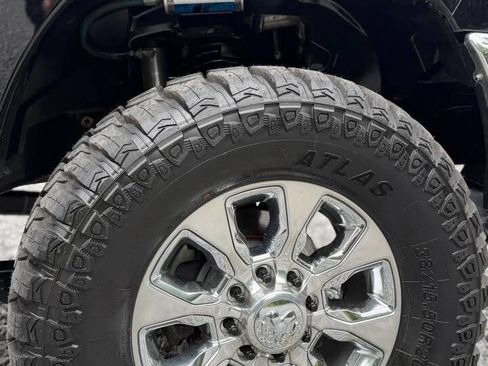 Used 2016 RAM 3500 Laramie w/ Convenience Group AWD/4WD image 10